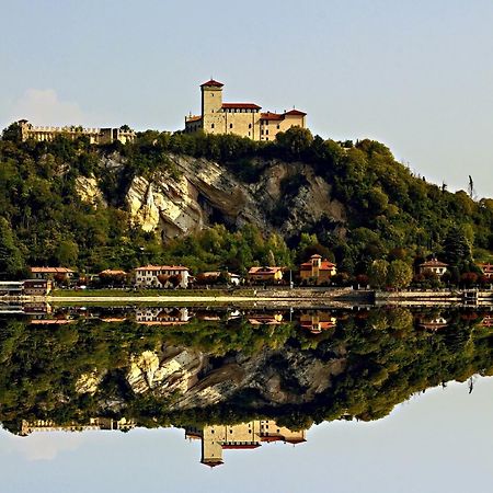 Residenza Esse Villa Angera Kültér fotó