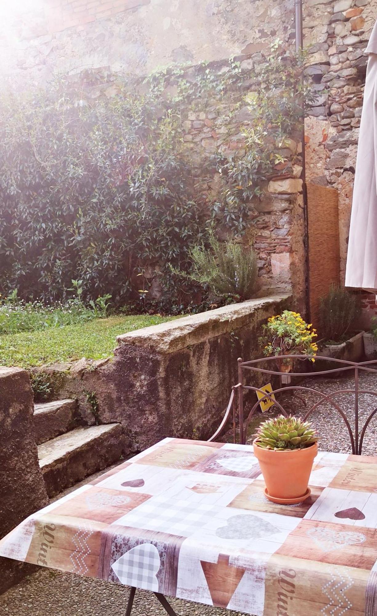 Residenza Esse Villa Angera Kültér fotó